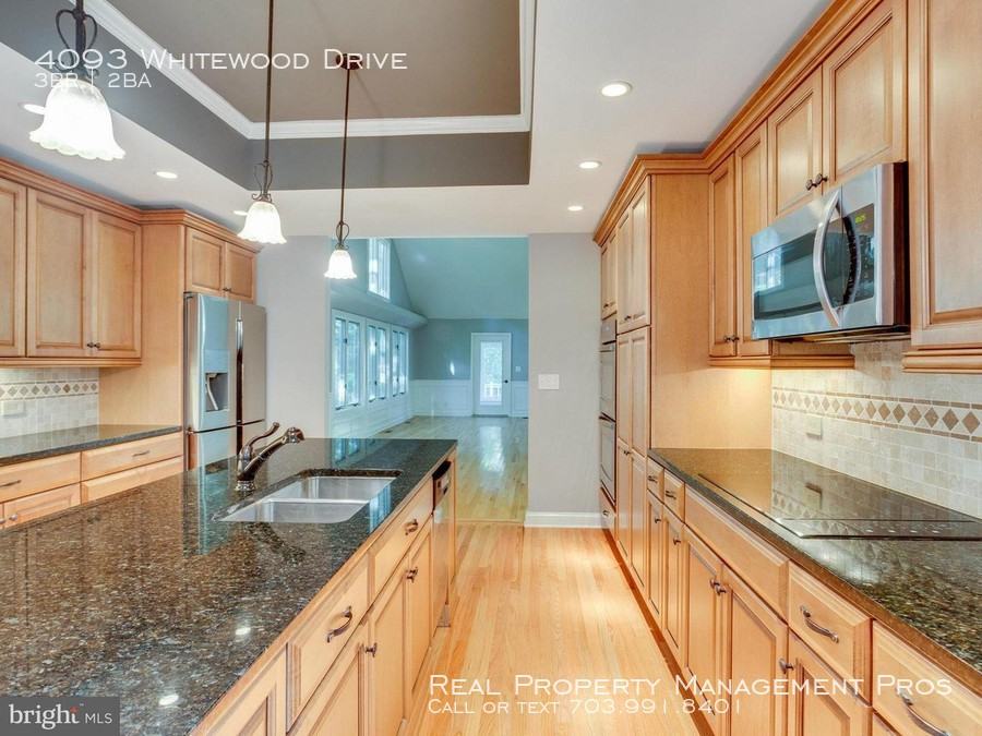 4093 Whitewood Drive - Photo 3 of 26