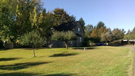 902 Main St - Photo 2 of 17