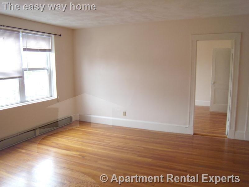 402 Highland Ave #36 - Photo 4 of 13