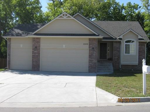 5133 Bramblewood Dr - Photo 2 of 15