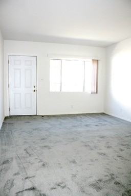 10904 National Blvd - Photo 3 of 8