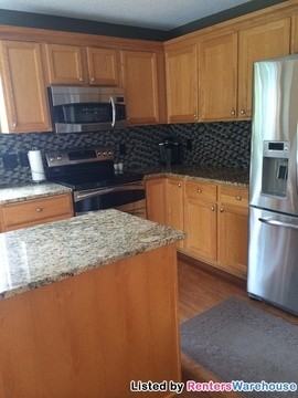 16808 Interlachen Blvd - Photo 3 of 10