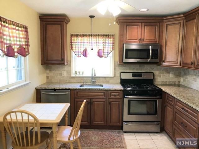 18 Hickory Drive - Photo 3 of 19