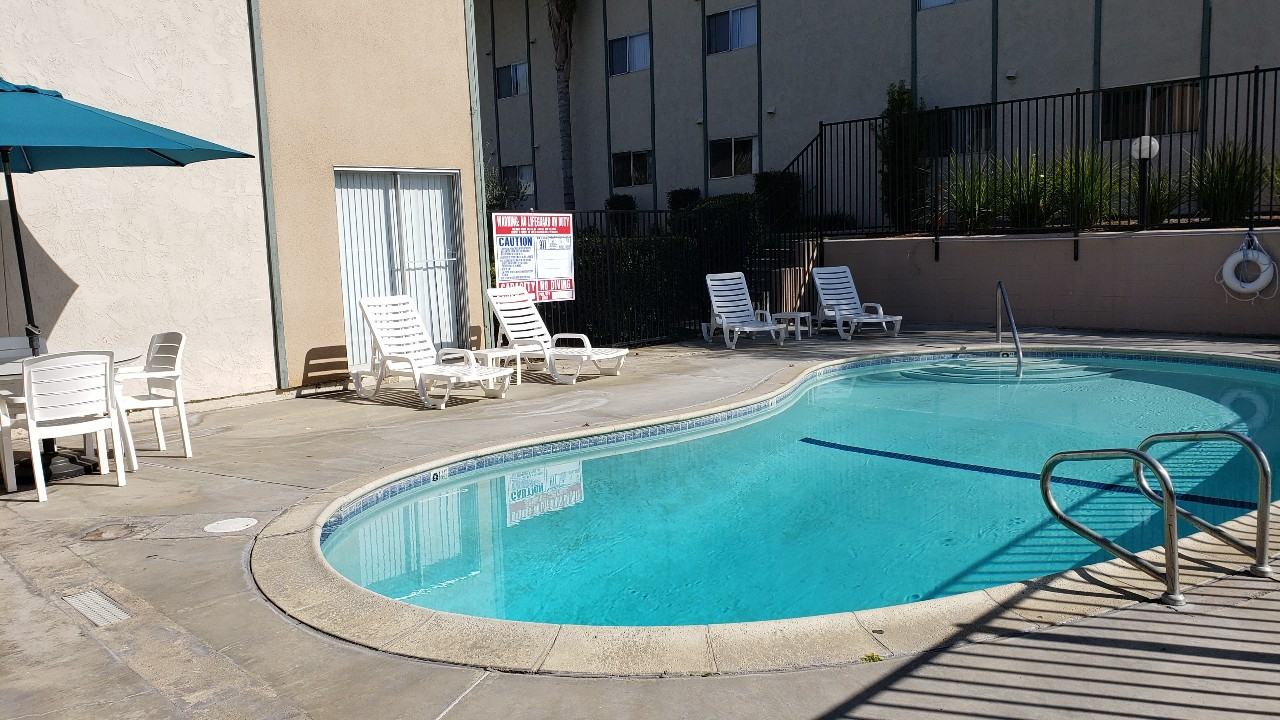 Amber Crest Apartments - Photo 2 of 17