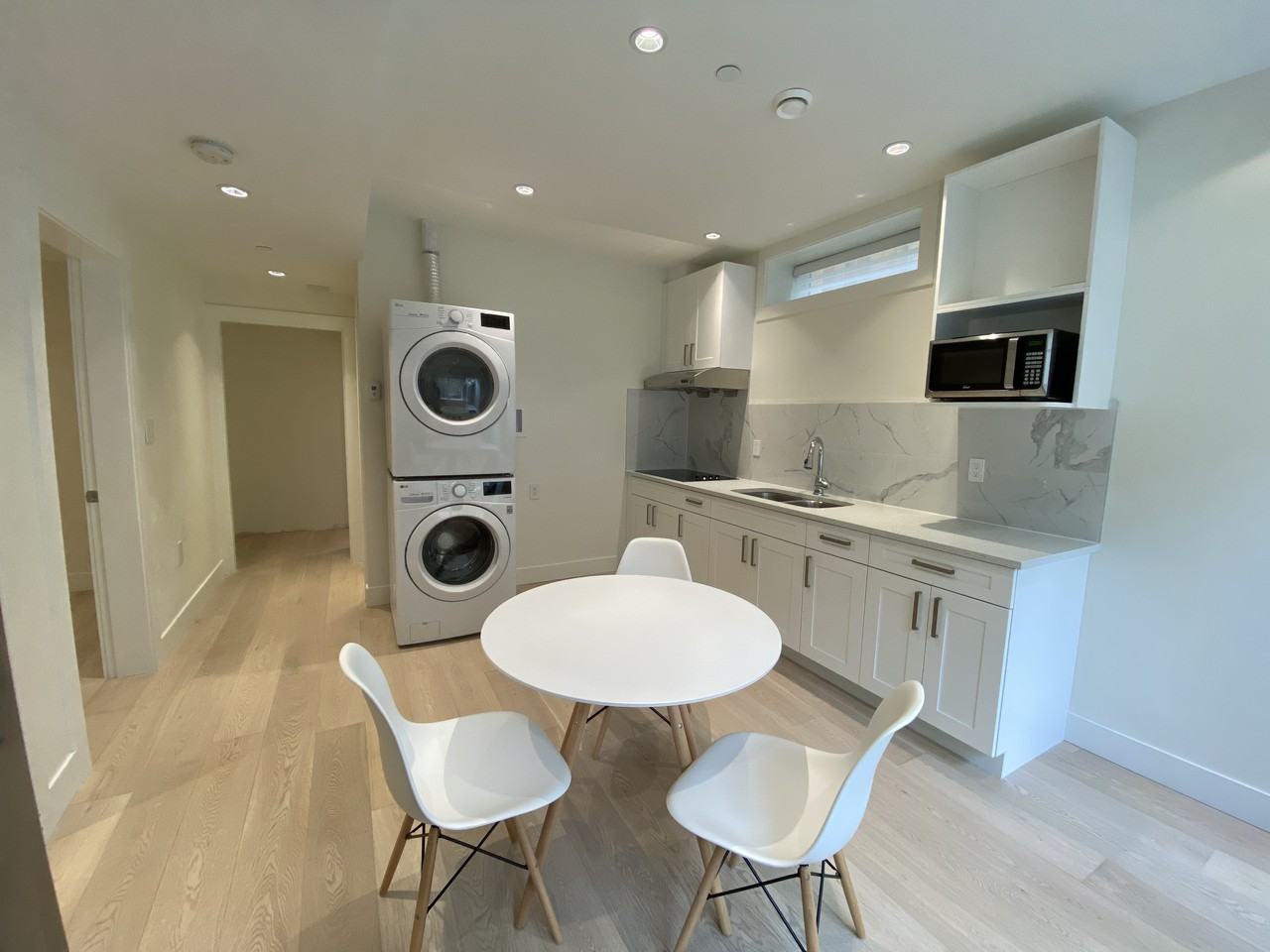 Brand New Spacious 3 bedroom basement suite in UBC/Point Grey/Kitsilano/West side - Photo 2 of 8