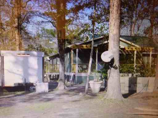 1051 Bond Rd - Photo 3 of 5