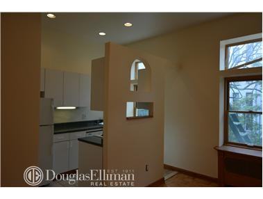 344 E 116th St #3 - Photo 3 of 6