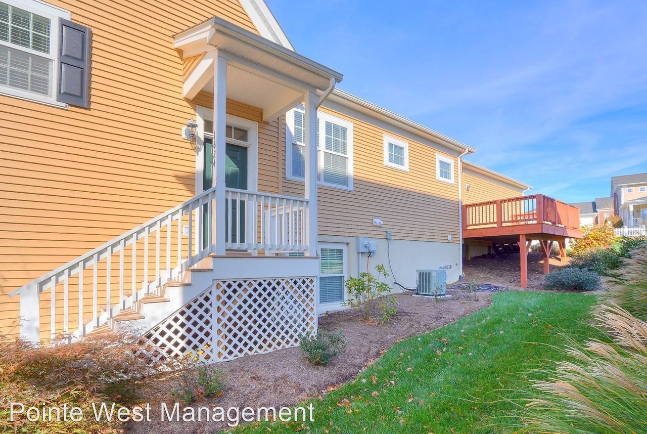 1624 Honeysuckle Dr - Photo 3 of 16