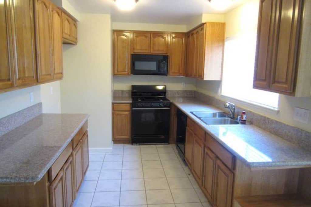 3011 Copenhagen Rd - Photo 3 of 13