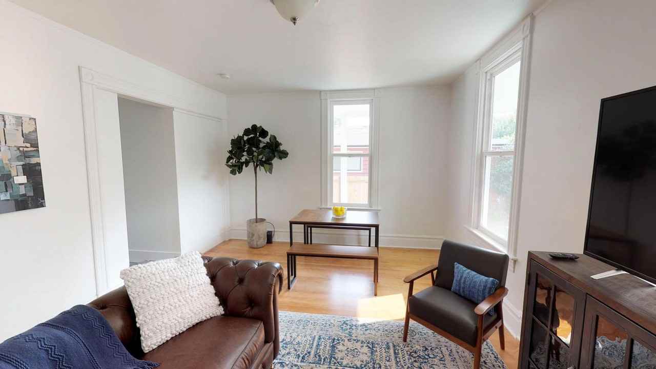 Light-filled home between Hawthorne and Division l Pet Friendly - Photo 5 of 19