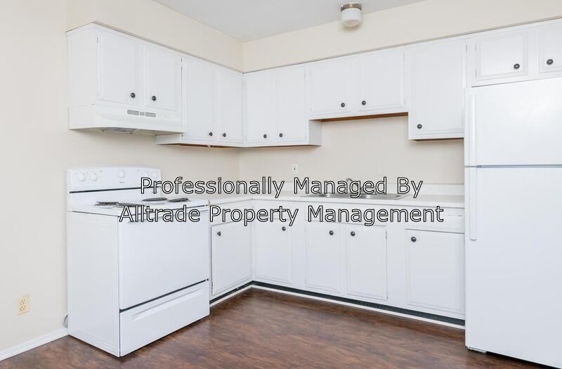 9300 Aylesbury Dr - Photo 3 of 25