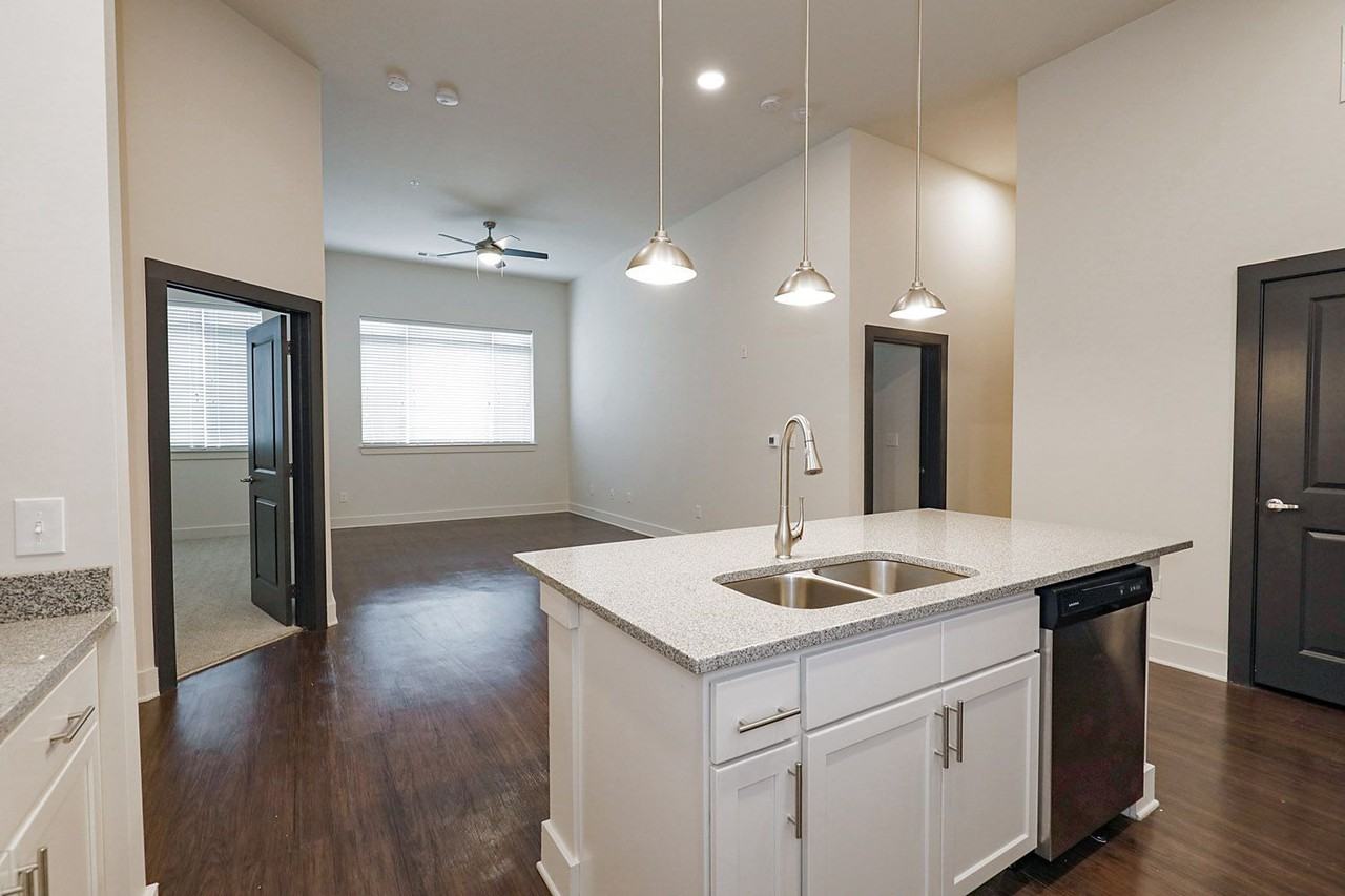 Town Park Lofts - Photo 6 of 10