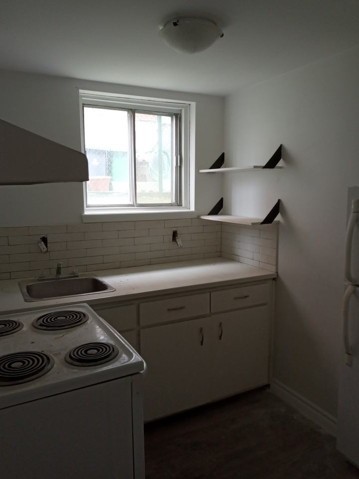 2315 Rue Gold #A - Photo 3 of 11