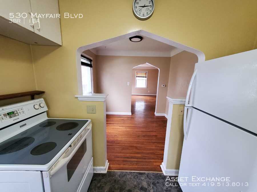 530 Mayfair Blvd - Photo 2 of 6