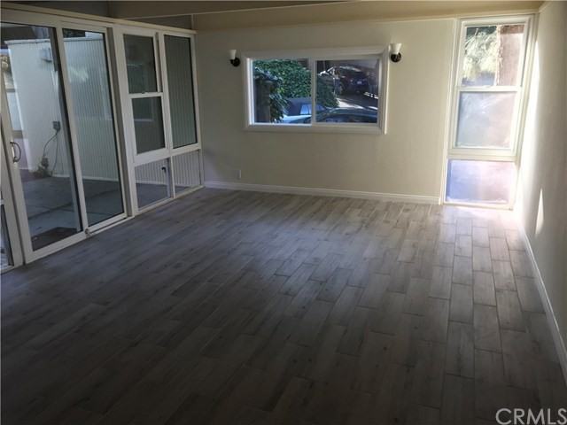 32 Brocadero Pl - Photo 3 of 6