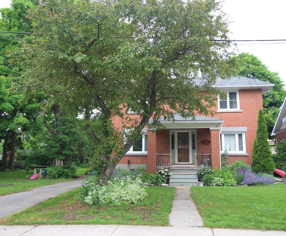 113 Faraday Street Apartments in Hintonburg, Ottawa, ON K1Y 3M3 Zumper