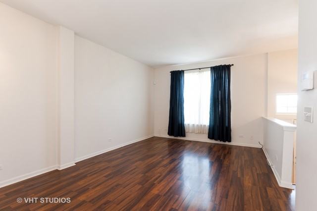 1583 Spencer Ct #1583 - Photo 2 of 13