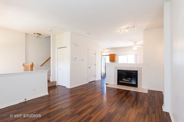 1583 Spencer Ct #1583 - Photo 3 of 13