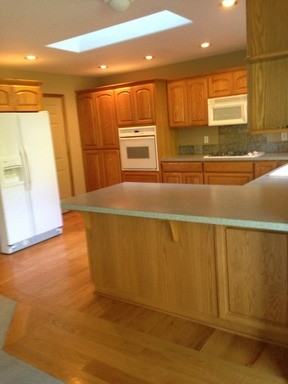 18032 Newell Ridge Dr - Photo 2 of 8