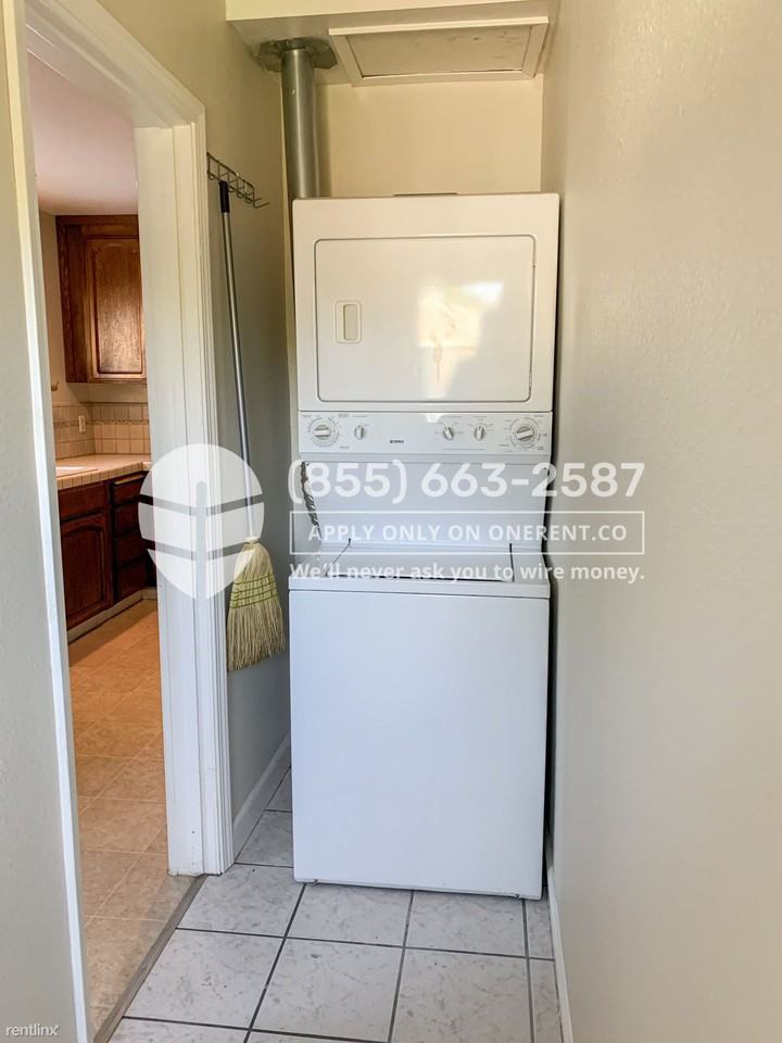 810 Harliss Ave - Photo 2 of 13