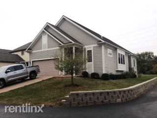 432 Cayman Cir - Photo 3 of 9