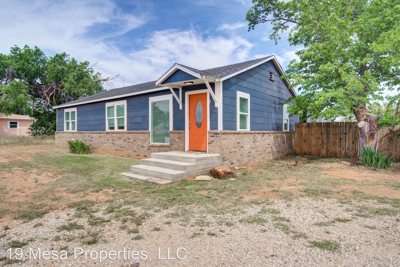 207 E Fifth - Photo 3 of 27