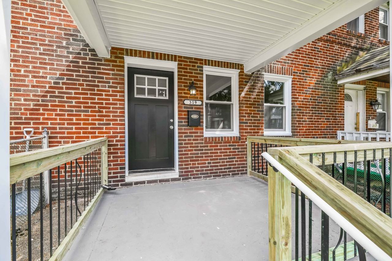 319 Mount Holly St - Photo 2 of 25