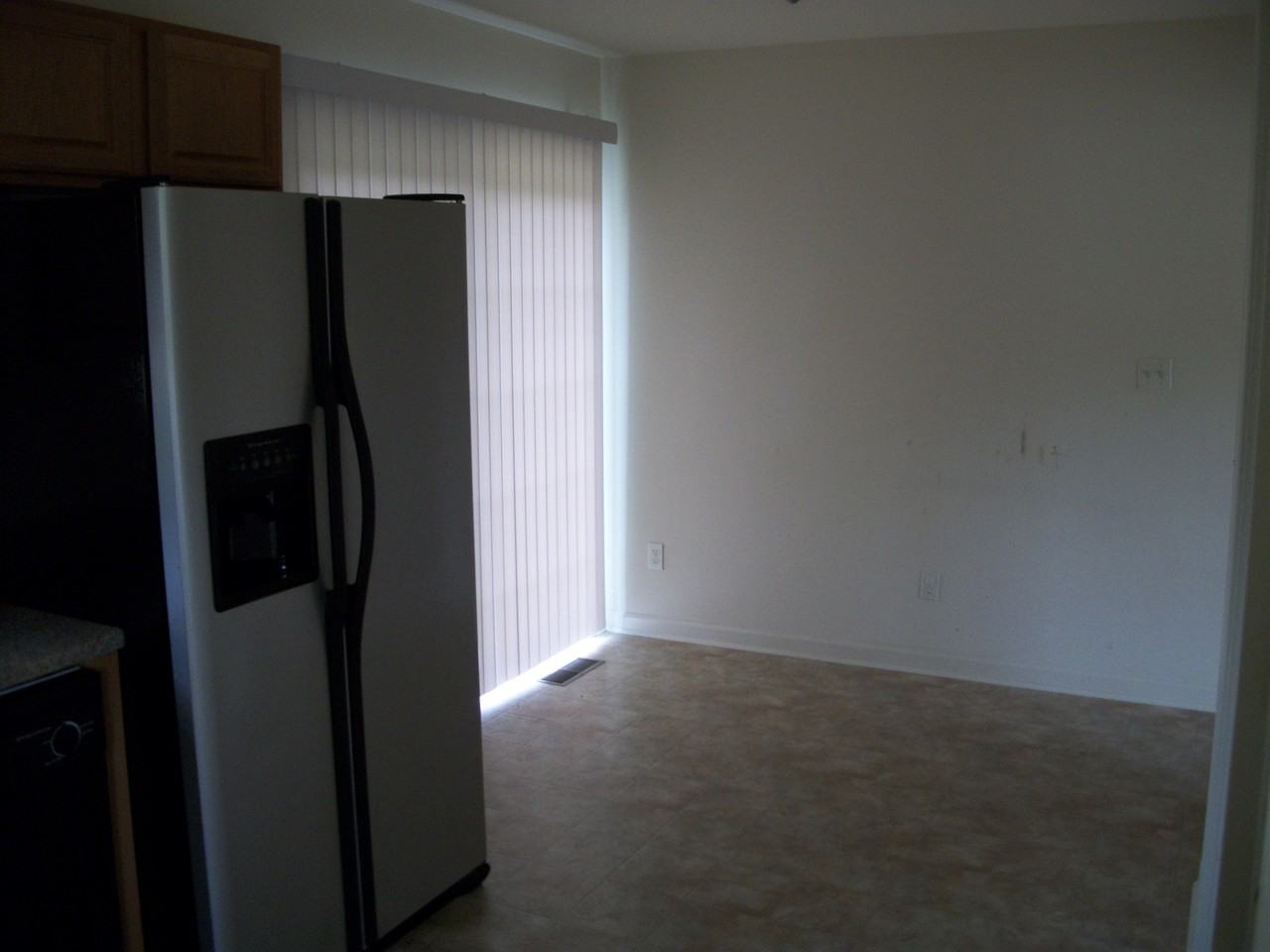 11529 Old School Rd - Photo 3 of 8