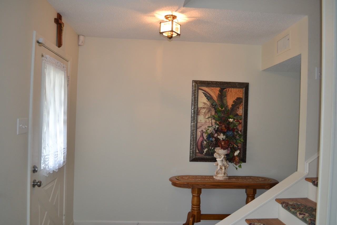 5 Evergreen Rd - Photo 3 of 24