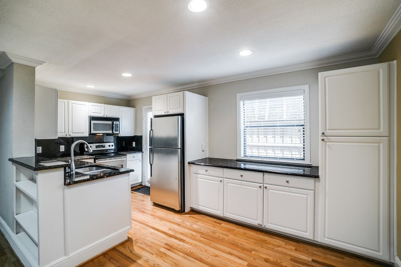 4118 Bowser Ave #B - Photo 5 of 12