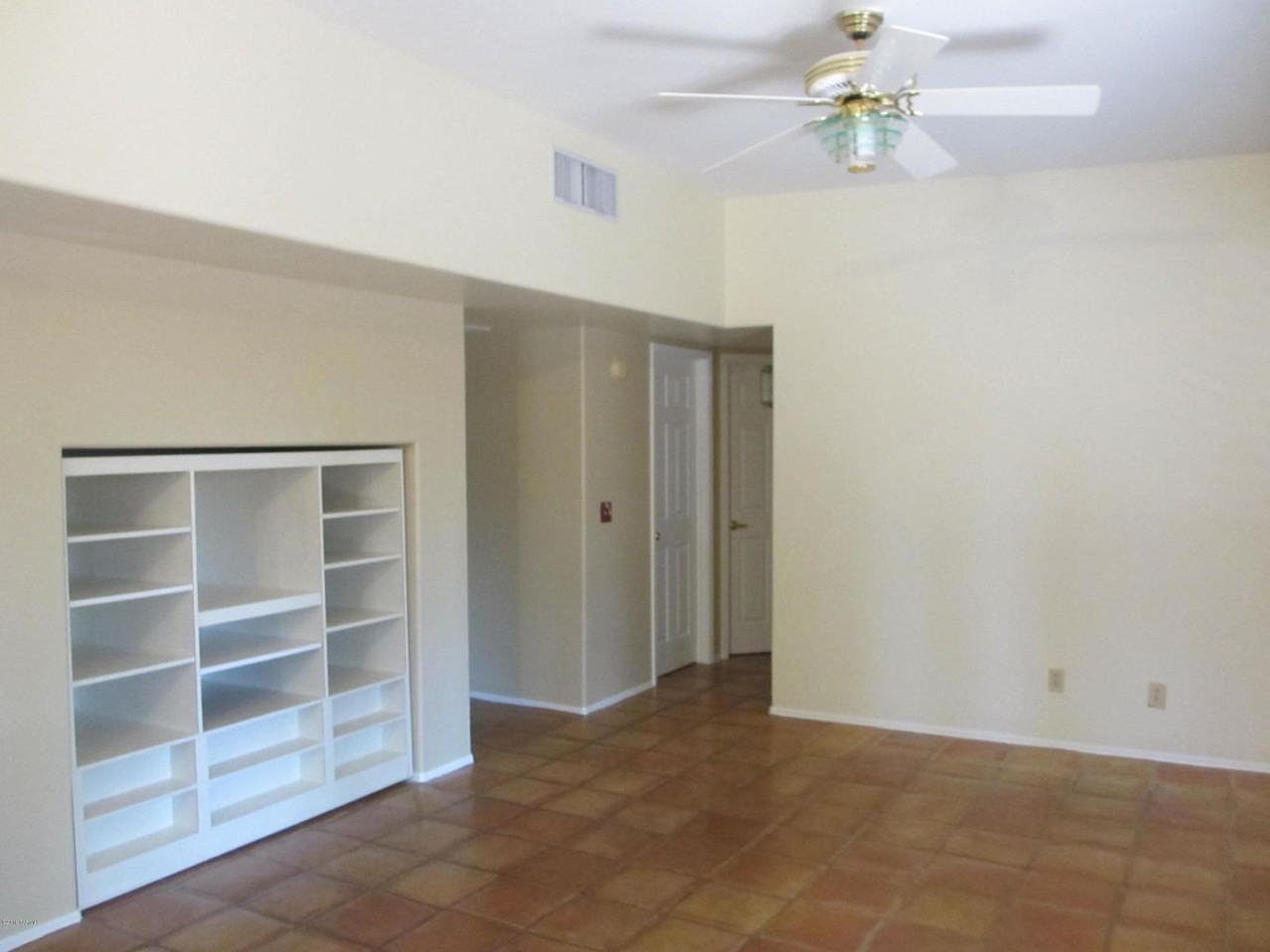3777 N Camino Leamaria - Photo 6 of 12