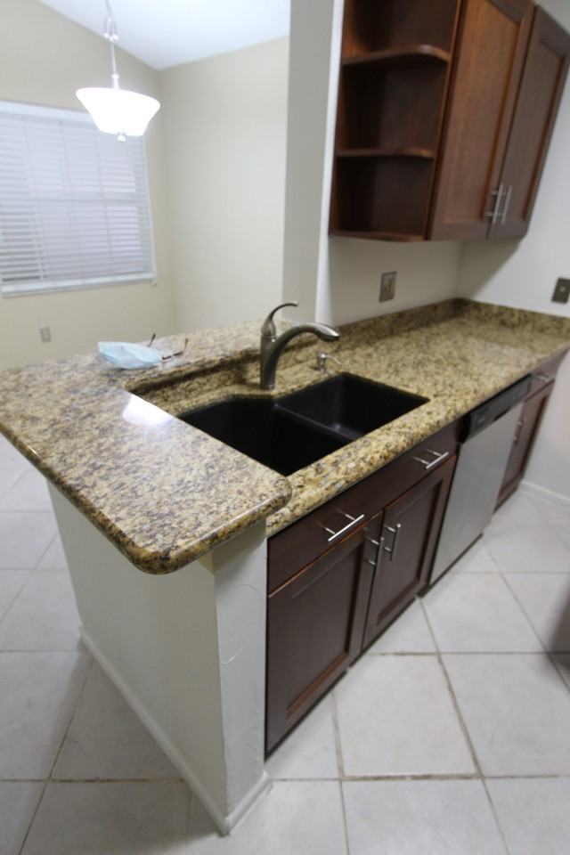 2881 N Oakland Forest Dr #306 - Photo 6 of 17