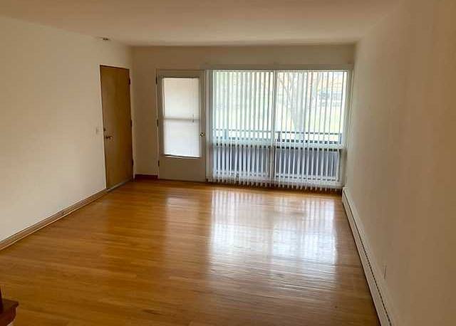 522 Shepard Terrace - Photo 2 of 9