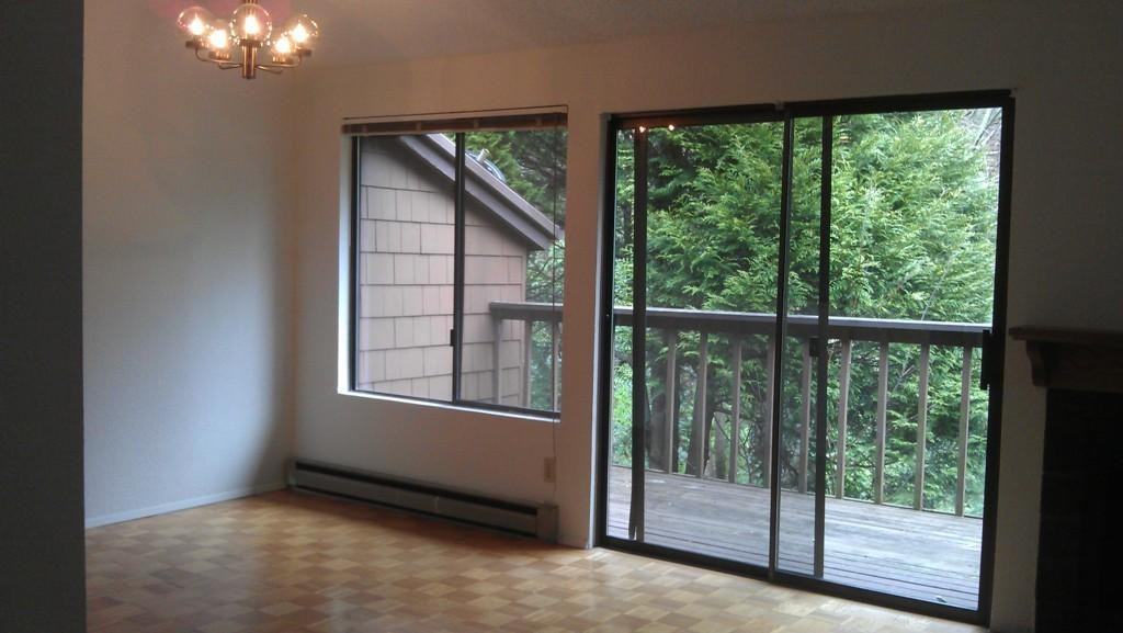 15376 62nd Ave S - Photo 2 of 8