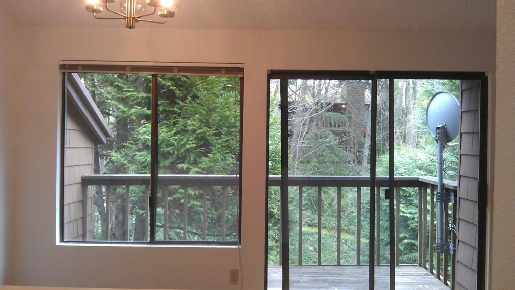 15376 62nd Ave S - Photo 3 of 8