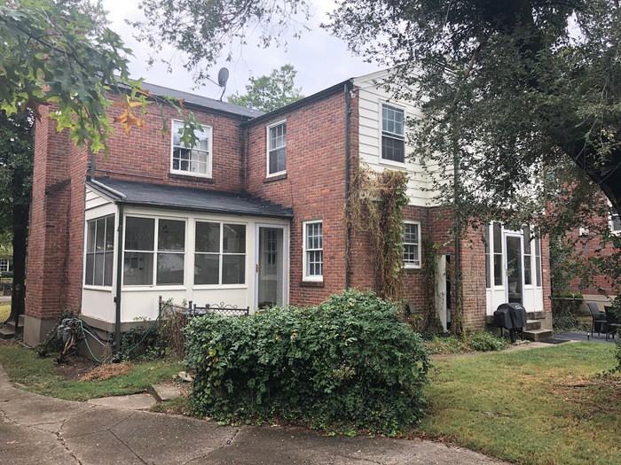 2607 Broadmeade Rd #1 - Photo 3 of 11