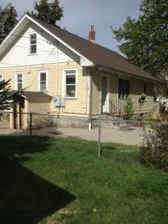 1317 Walnut St - Photo 2 of 7