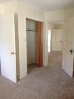 1317 Walnut St - Photo 3 of 7
