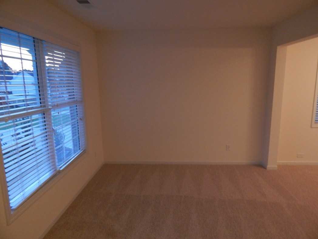 162 Diamond Ridge Ave - Photo 2 of 12