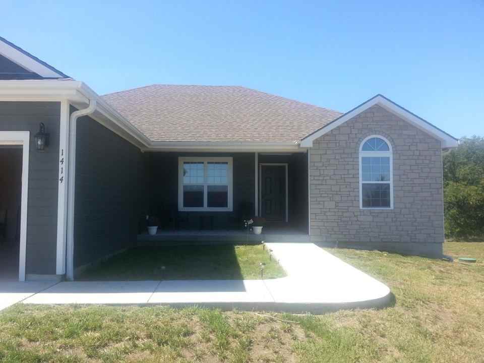 1414 Milford Lake Rd N - Photo 3 of 11