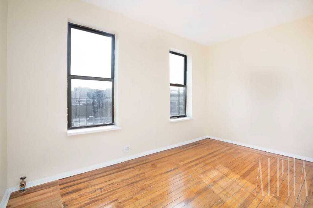 952 Aldus Street #4B - Photo 2 of 7