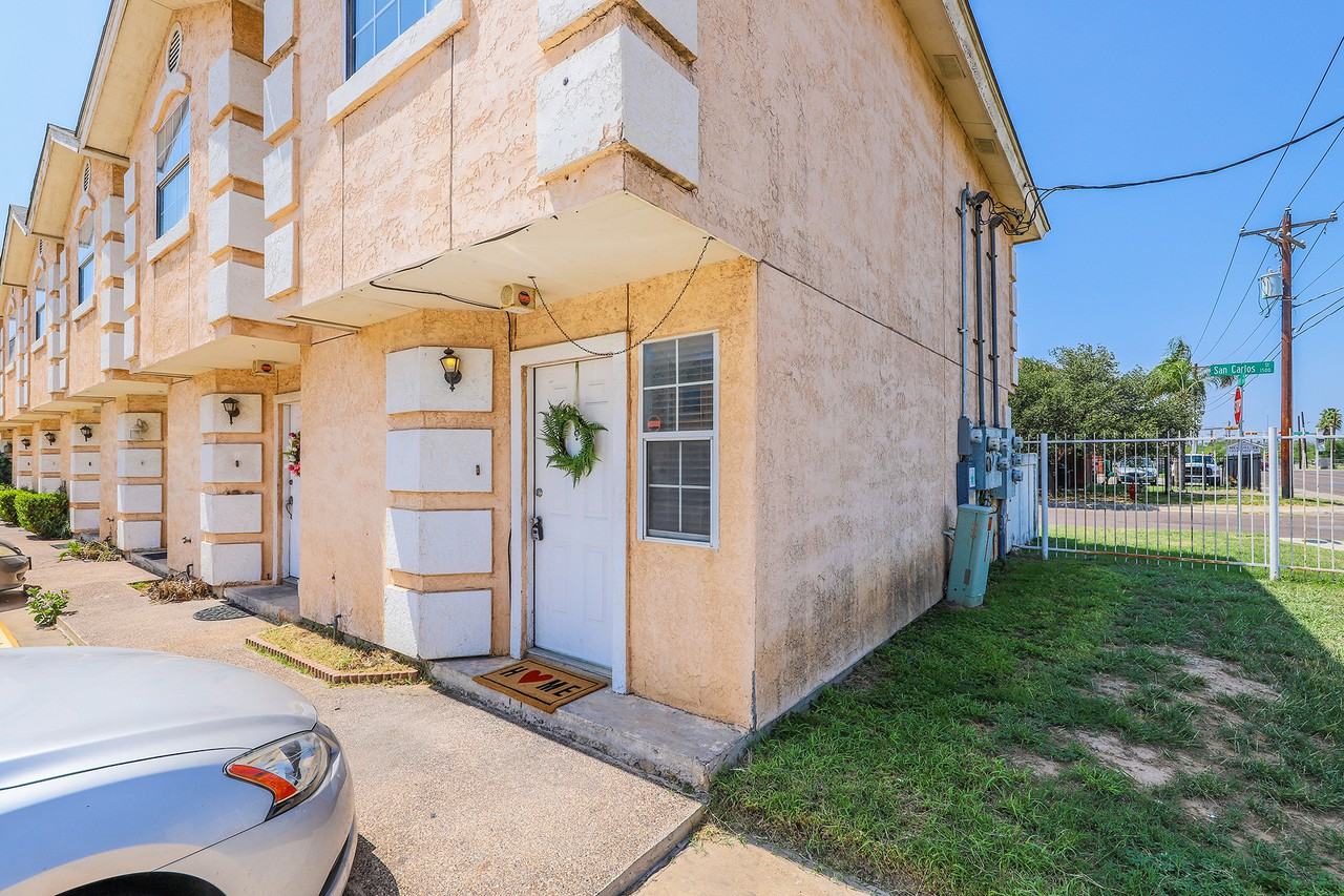 4018 Meadow Ave - Photo 2 of 22