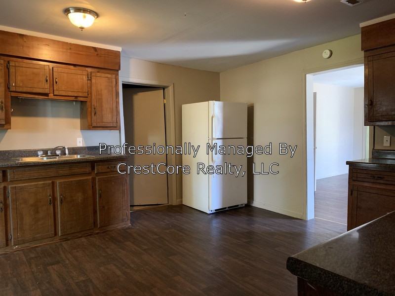 522 Mcgaughey St - Photo 3 of 13