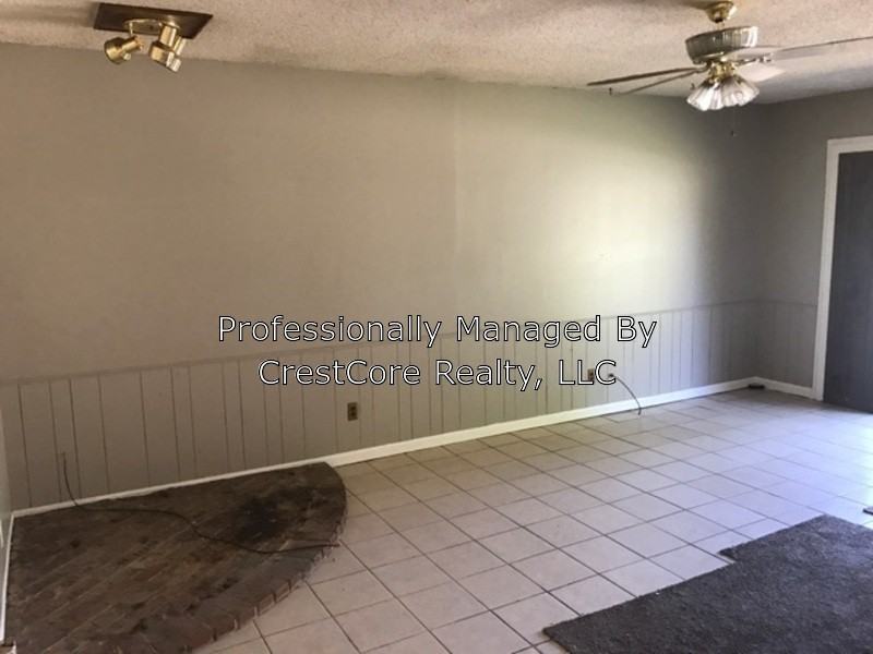 1110 Patty Dr - Photo 2 of 8