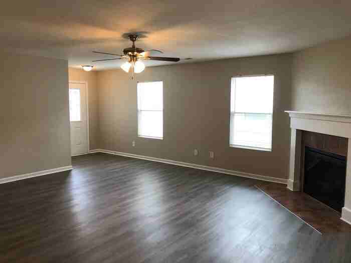 143 Olympia Drive - Photo 2 of 9