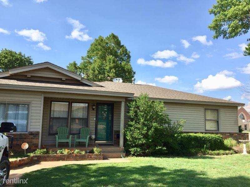 801 Standifer Rd - Photo 2 of 10