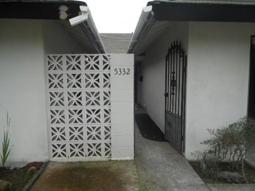 5332 Caliente Dr - Photo 2 of 21