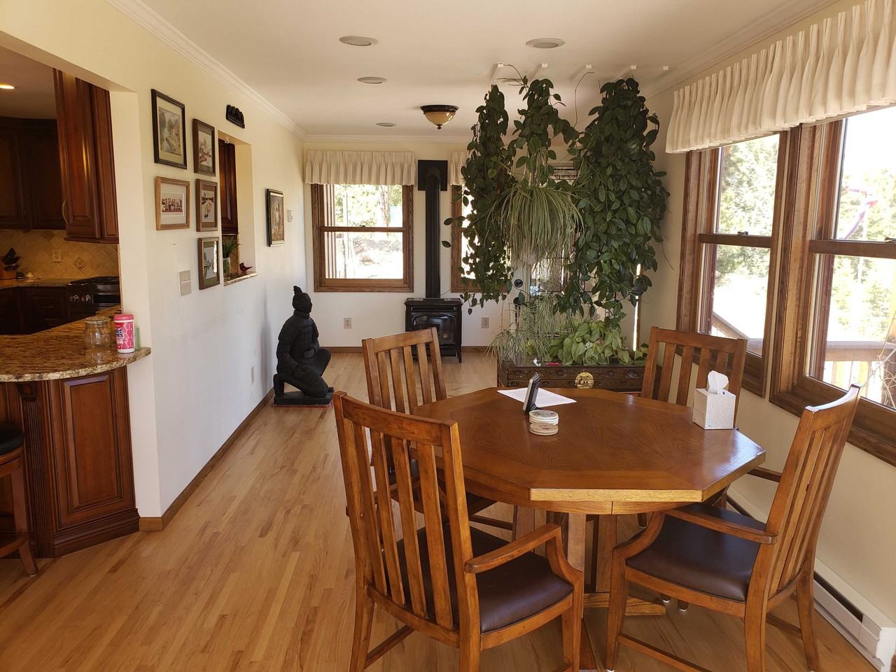 25534 Shiloh Cir - Photo 2 of 22