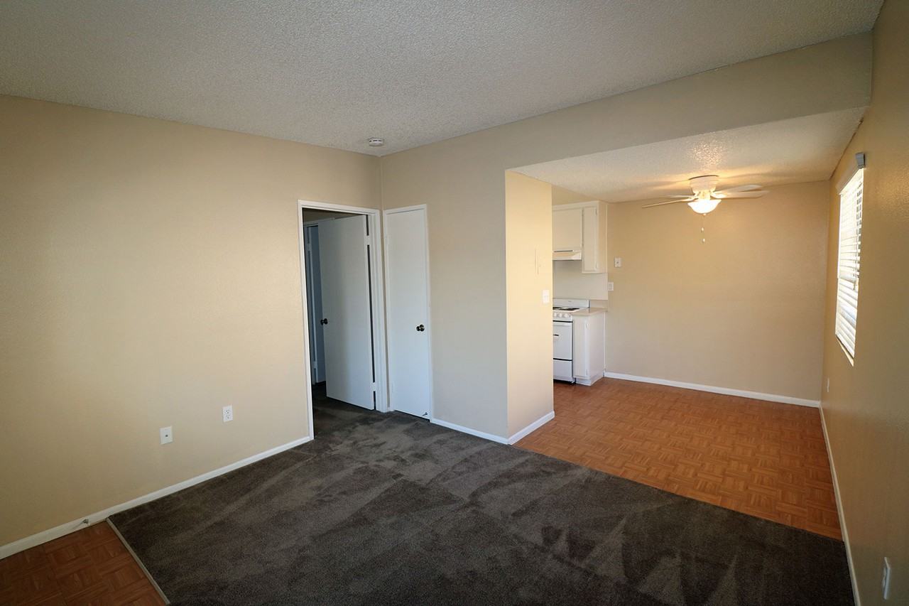 Heritage Plaza: 55+ Community - Photo 4 of 42