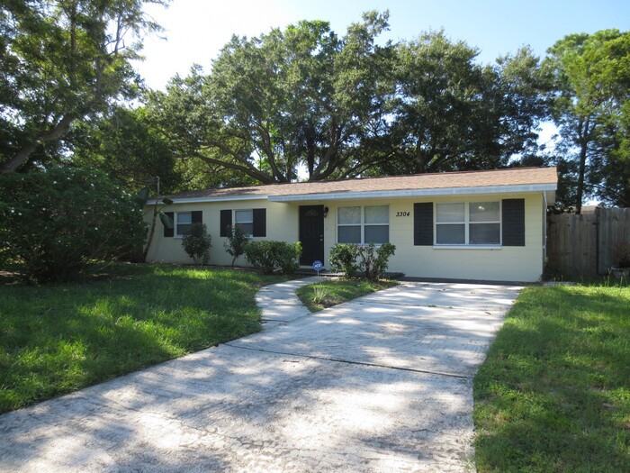 3304 West Wallace Avenue, Tampa, FL 33611 3 Bedroom Apartment for